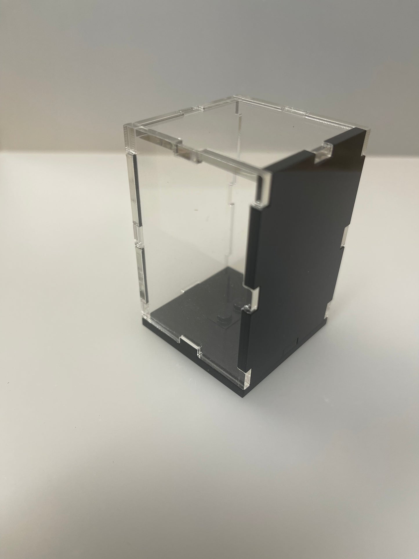 Minifigure Acrylic Display Case - With Backdrop Image